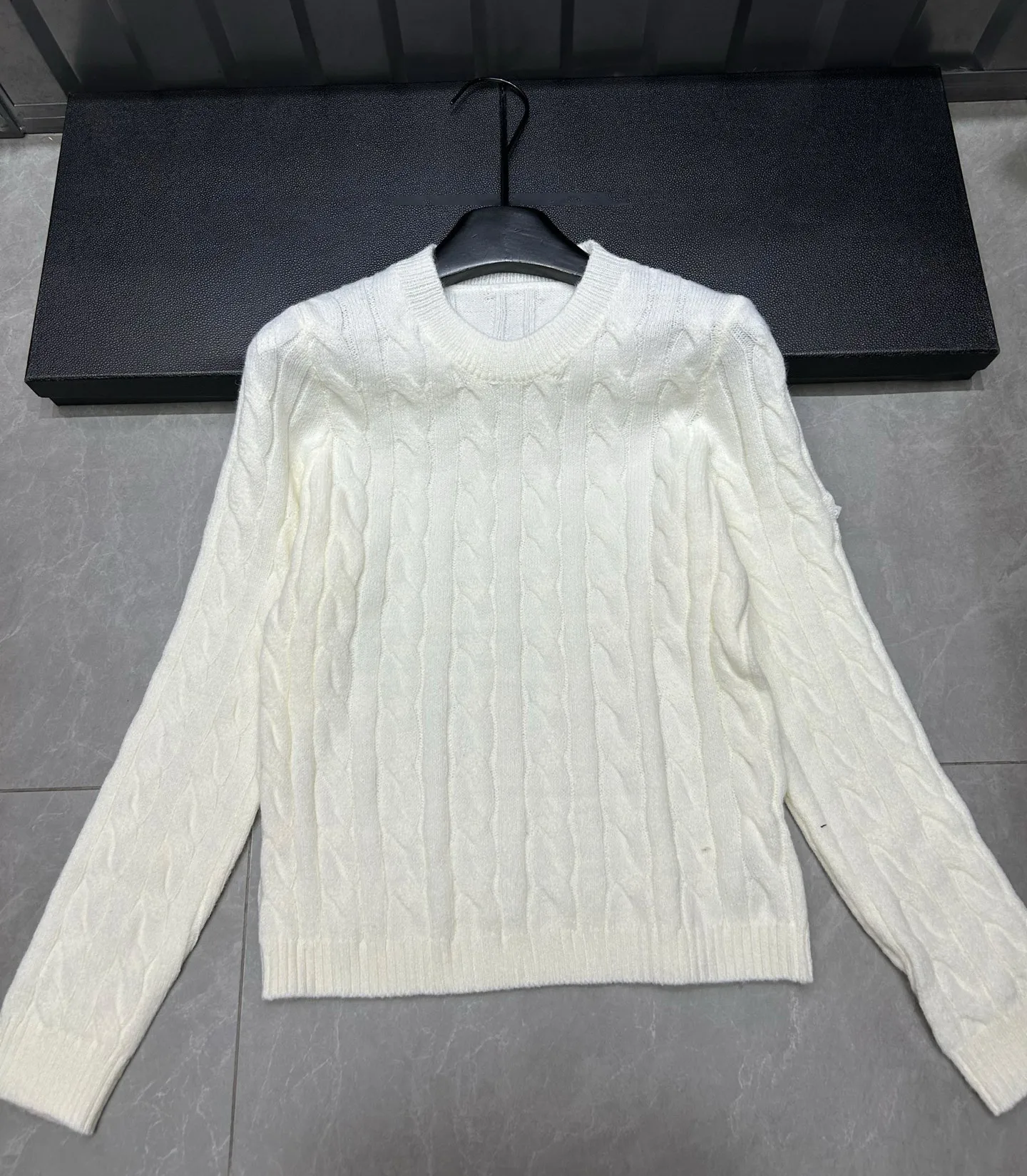 

Осень-зима, свободный вязаный свитер с круглым вырезом, женский однотонный верх, внутренняя одежда, винтажные повседневные топы C271