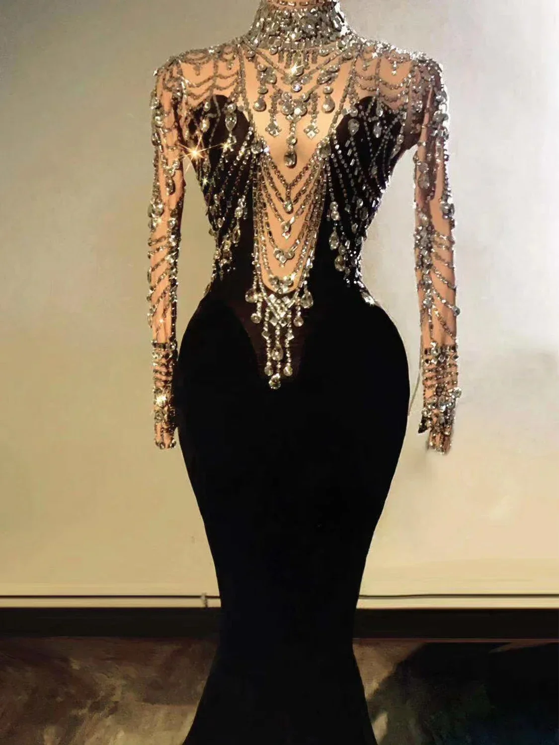 Glänzende Kristall Strass Elegante Kleid Für Frauen Lange Schwarz Schwan Samt Schleppende Sexy Abend Ballsaal Kleidung Bühne Kostüm