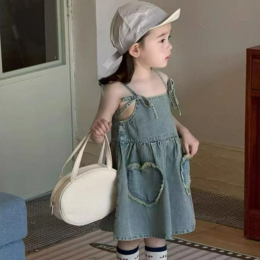 Korean Style 2025 Summer Toddler Girls Soft Denim Strapless Dress Heart Pocket Fashionable Breathable Toddler Girl Clothes