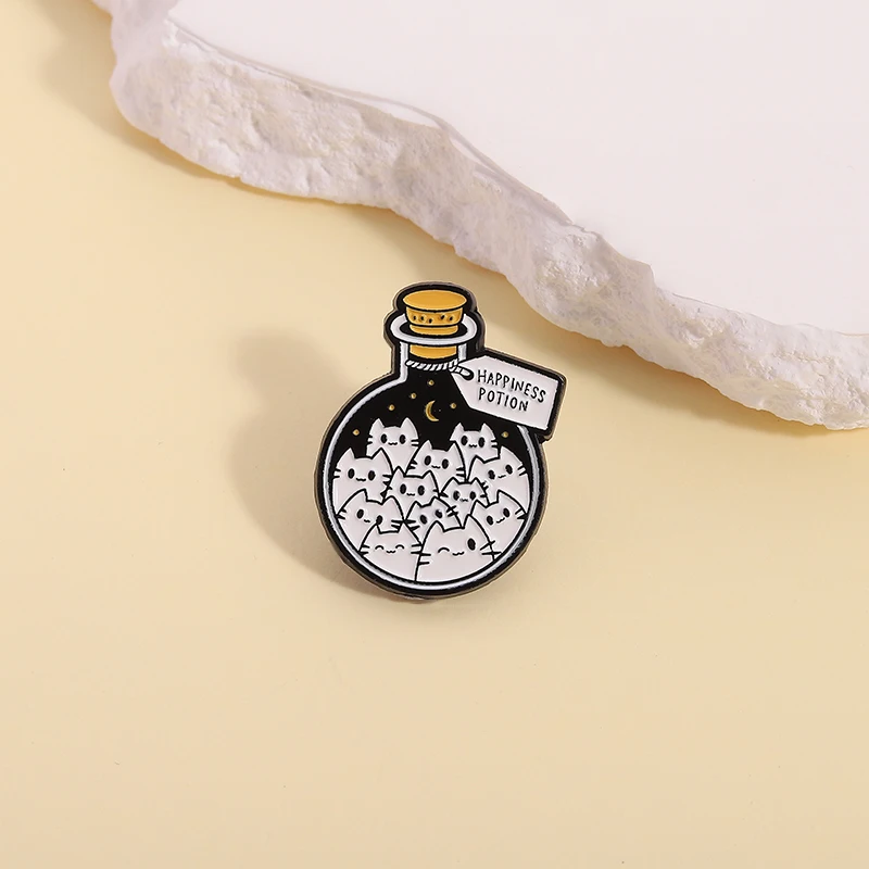Glücksbringer-Katzen-Kollektion: Emaille-Pins, Zaubertrank-Katzen-Elfen-Broschen, Rucksack- und Reversabzeichen, Modeschmuck-Geschenke – Detail 11