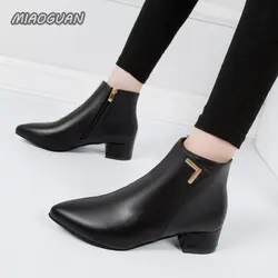 Scarpe invernali stivali da donna stivaletti impermeabili alla moda taglie forti comode scarpe con plateau femminili con fondo morbido nero Botas De Mujer stivali donna scarpe da donna tacchi scarpe tacco donna boots