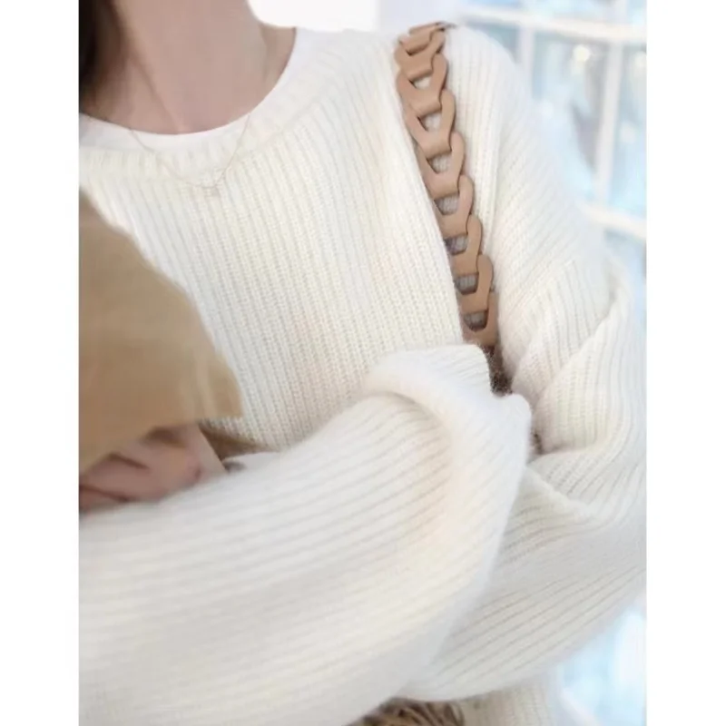 Japanese Yuanbao Needle Autumn and Winter Thickened Knitted Wool Undercoat Retro White Oversize Sweater Women's Loose And Casual