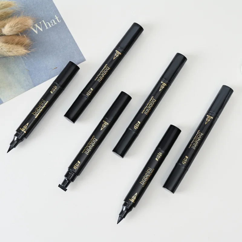 Eyeliner con penna a timbro nero non si mescola facilmente liscio e liscio Strumenti per il trucco per principianti e principianti semplici e ad asciugatura rapida 2 dimensioni