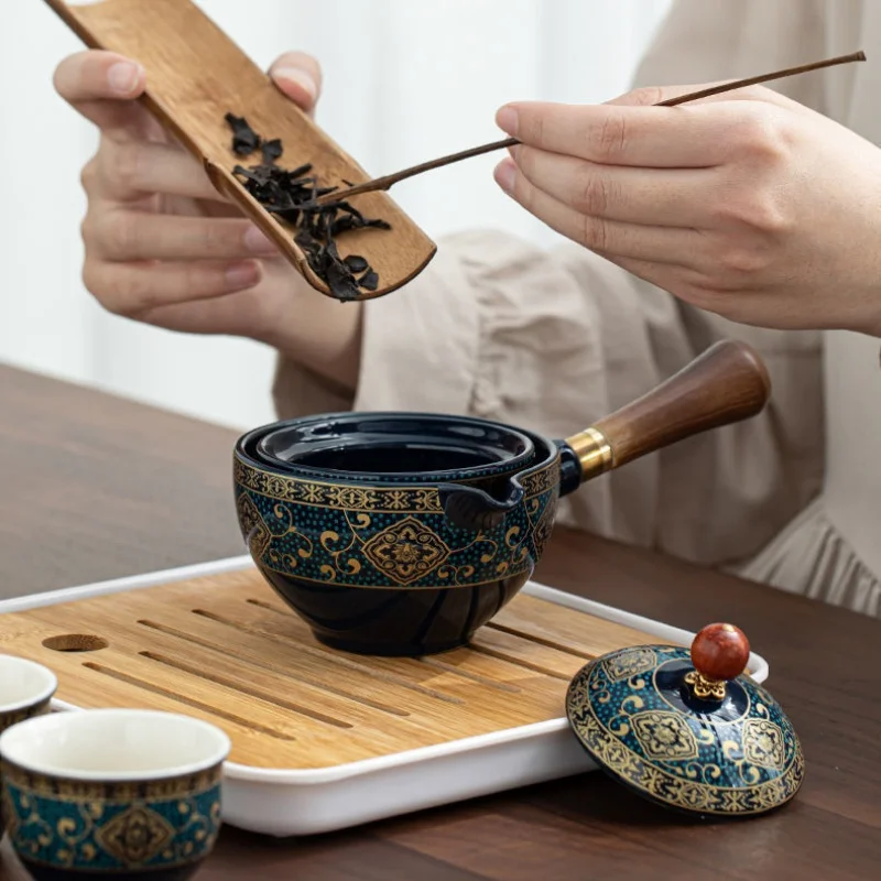 

Flowers Exquisite Shape 360 Rotation Tea Maker and Infuser Porcelain Chinese Gongfu Tea Set Ceramic Tea Cup for Puer