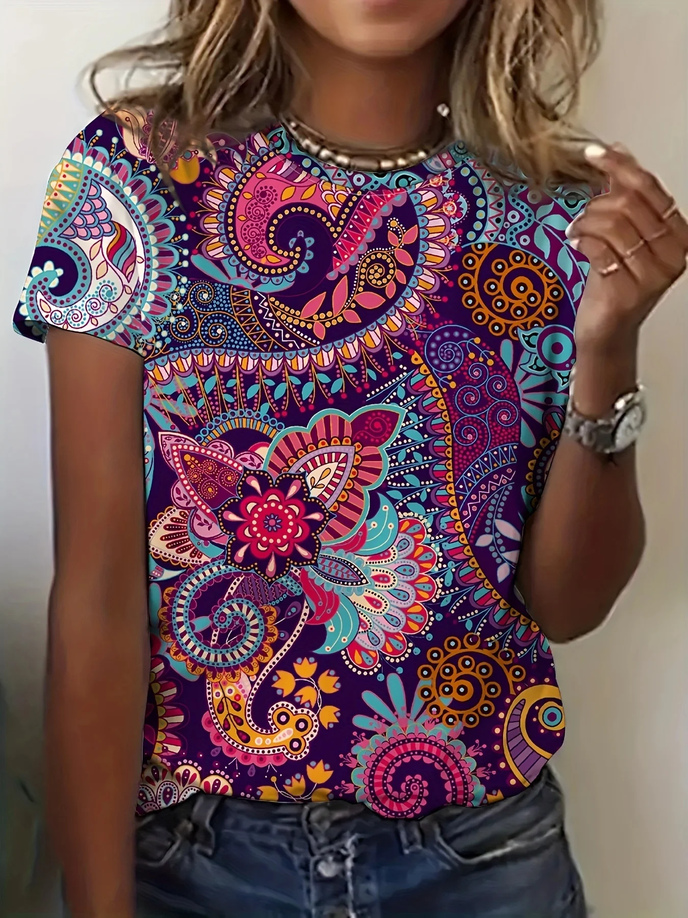 

Женская футболка с 3D-цифровым принтом, винтажный узор пейсли и цветочный рисунок, круглый вырез, короткий рукав, дышащий летний топ
