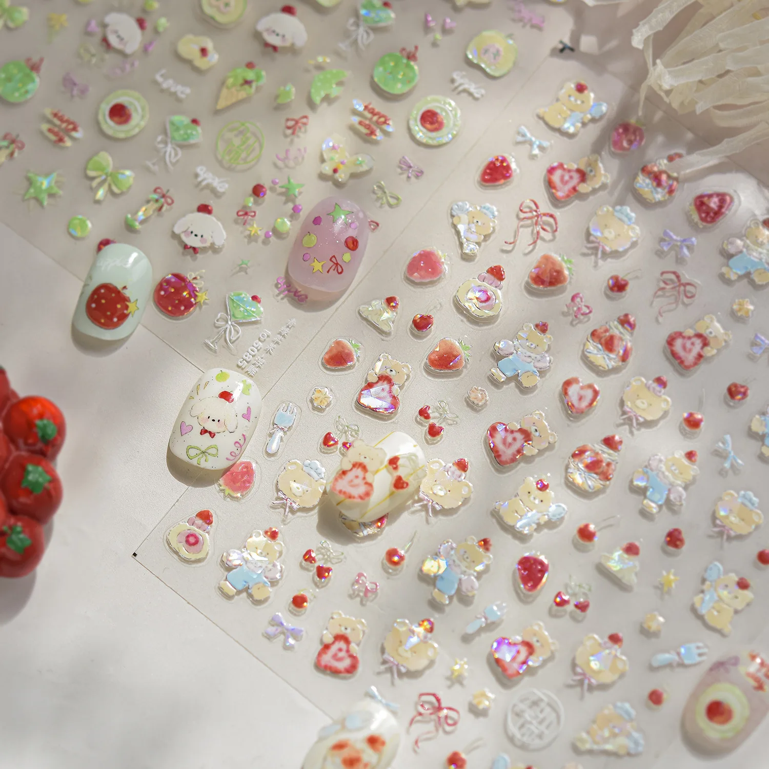 Leuke Flash Aardbei Appel Beer Hond Hoge Kwaliteit Nagelstickers Nail Art Decoratie Decals Ontwerp T-5086