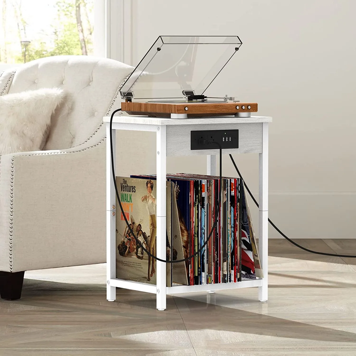 Tables de chevet avec station de charge, table de chevet à 2 niveaux avec ports et sorties USB, table d'extrémité étroite avec étagère de rangement, lot de 2