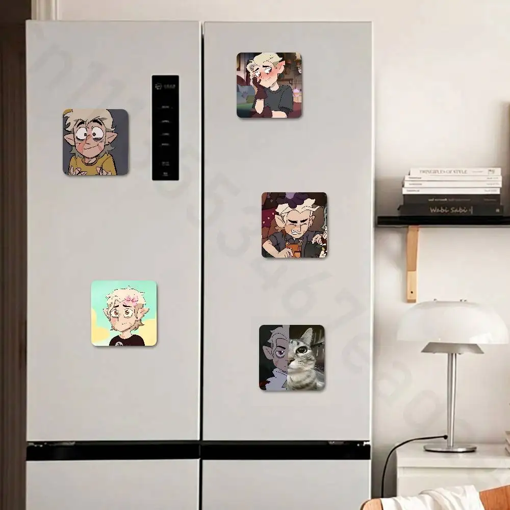 Golden Hunter T-The Owl House Fridge Magnets Magnetic Refrigerator Memorial Gifts For Kitchen Office Locker Travel Home Deco