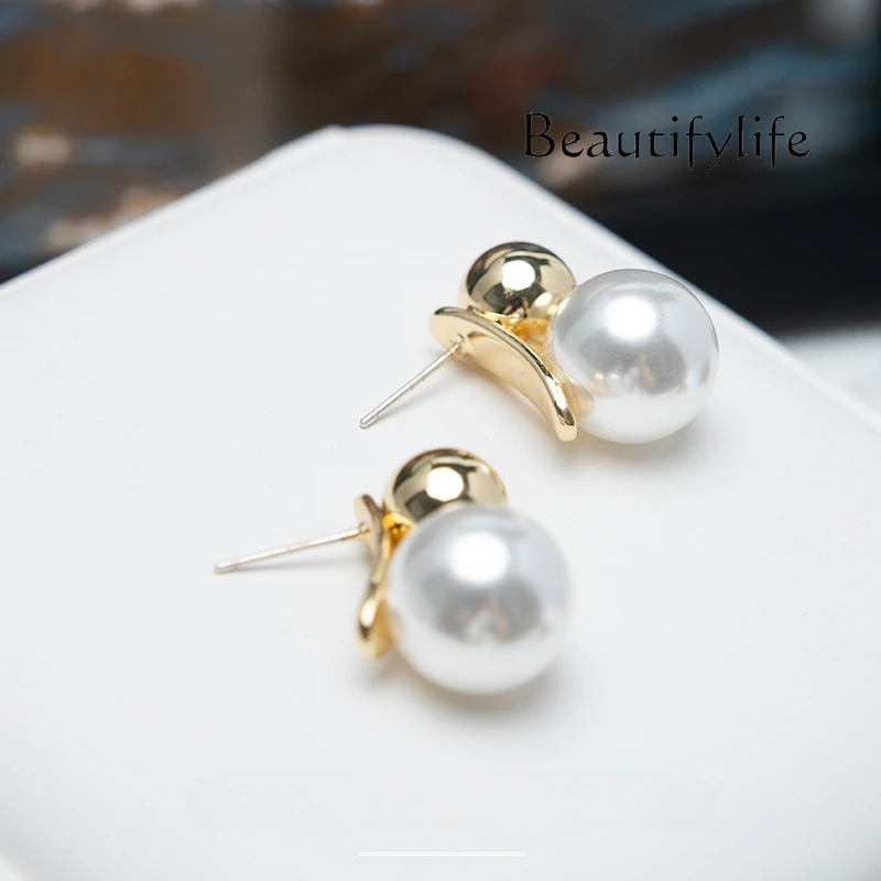 Pearl ear clips women's new French niche retro high-end earrings temperament painless stud earrings