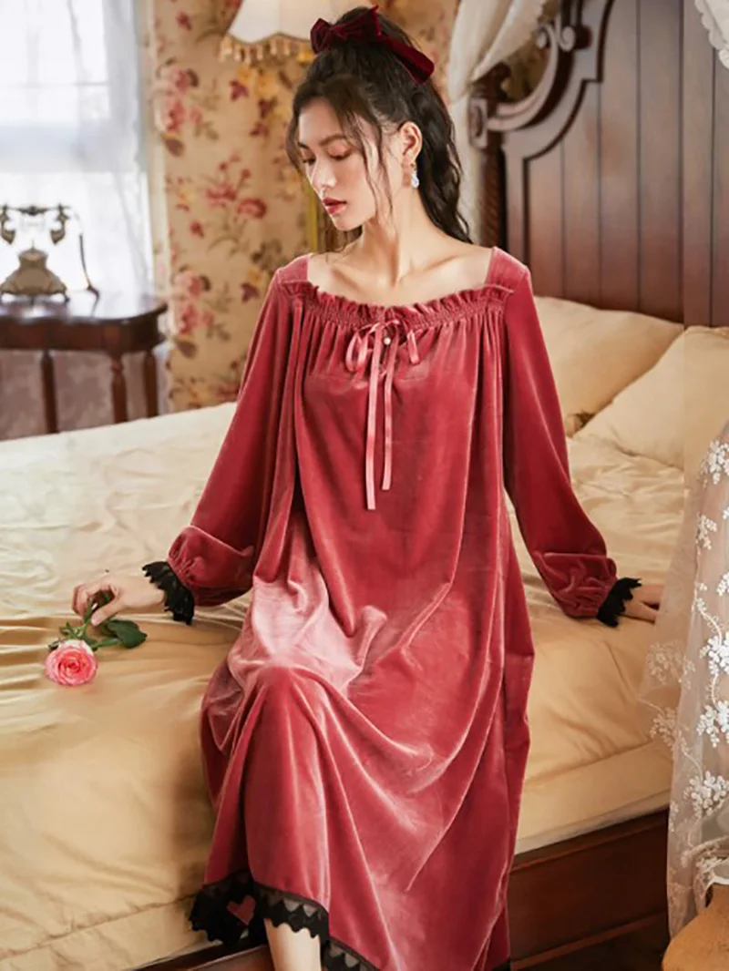 Women Spring Velvet Night Dress Ruffles Long Robe Peignoir Victorian Pyjamas Gown Vintage Romantic Nightgown Homewear