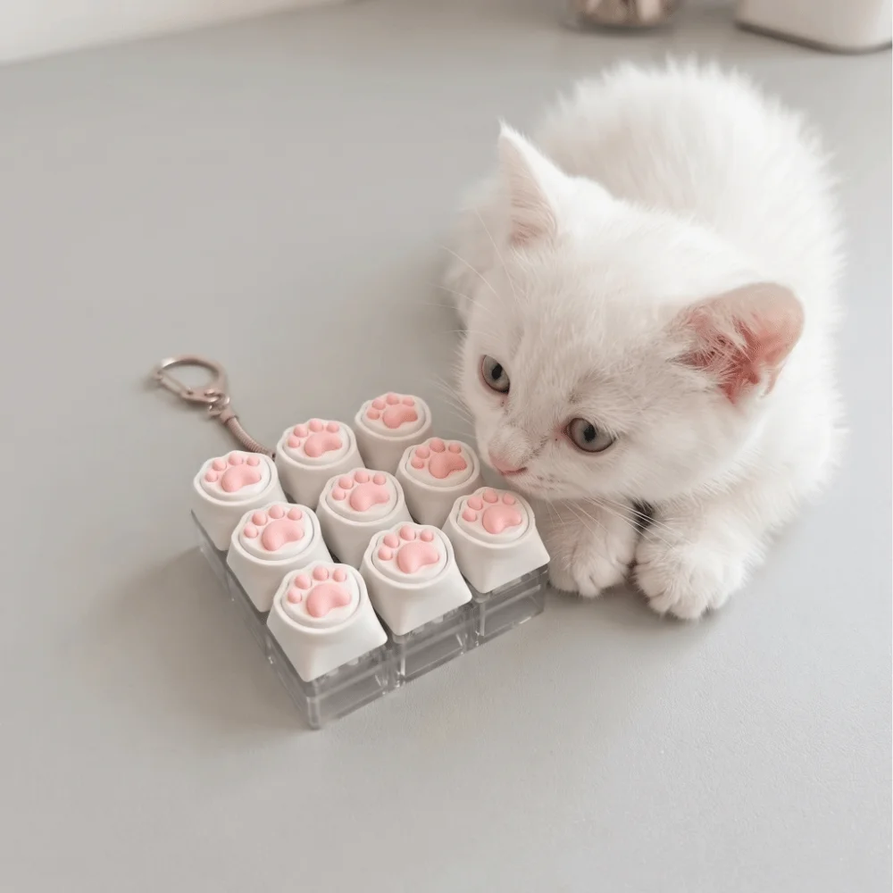 Cat Paw Button Cat Fidget Keychain 9 Keys Luminated Button Cat Mechanical Keyboard Keyring Portable Design Silent Keys