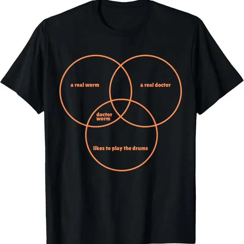 Ein echter Wurmkrankenarzt liebt es, Schlagzeug zu spielen. T-Shirt