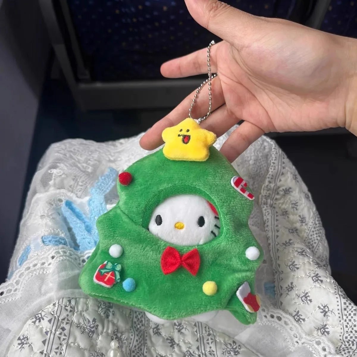 Muñecas de decoración navideña para Halloween, My Melody Kuromi Cinnamoroll Kt, juguete de peluche de gato, colgante pequeño, llaveros de animales de peluche, regalos