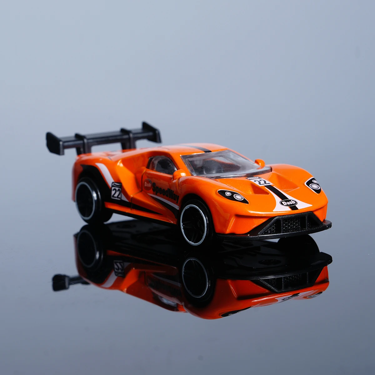 1:64 Orange Alloy Supercar Model, Alloy Body, Exquisite Interior Details, Suitable for Display Collection, Car Fans Play, Desktop | The First Choice for Home Decoration, the Best Choice for Holiday Gifts