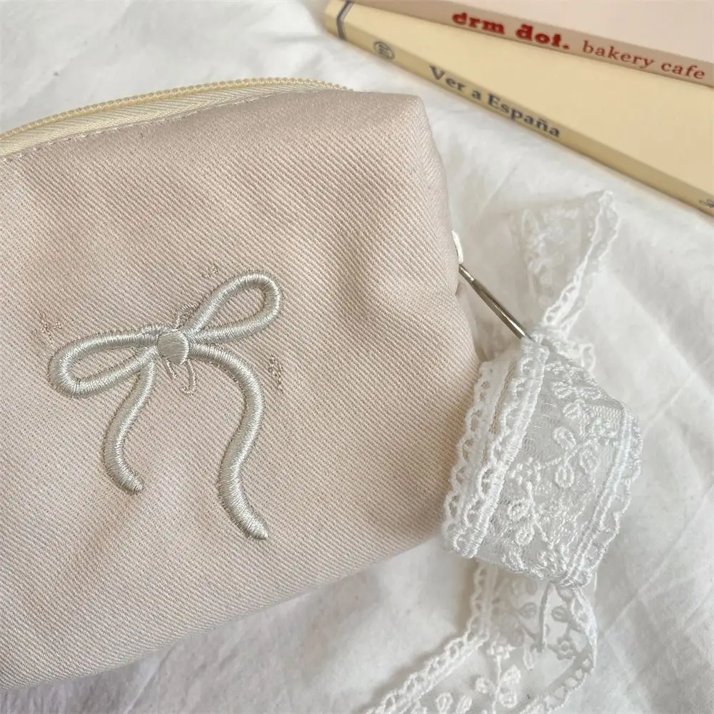 

Portable Bow Coin Purse Bowknot with Lace Ribbon Cute Zero Wallet Soft Zipper Pouch Sanitary Napkin Storage Bag Gaskets