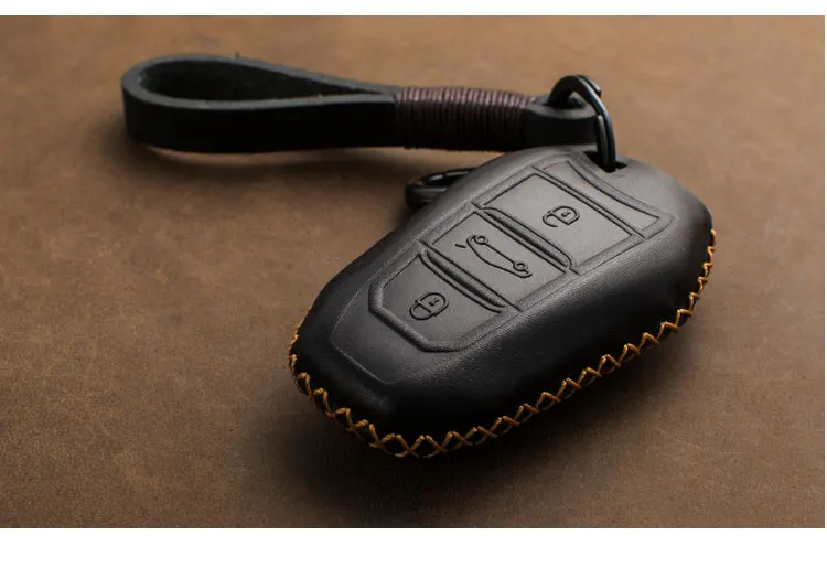 

1 PCS Genuine Leather Key Cover Key Case For Peugeot 301 308 408 2014 2008 3085 508 2015 307 407 3008 2017 Smart key case