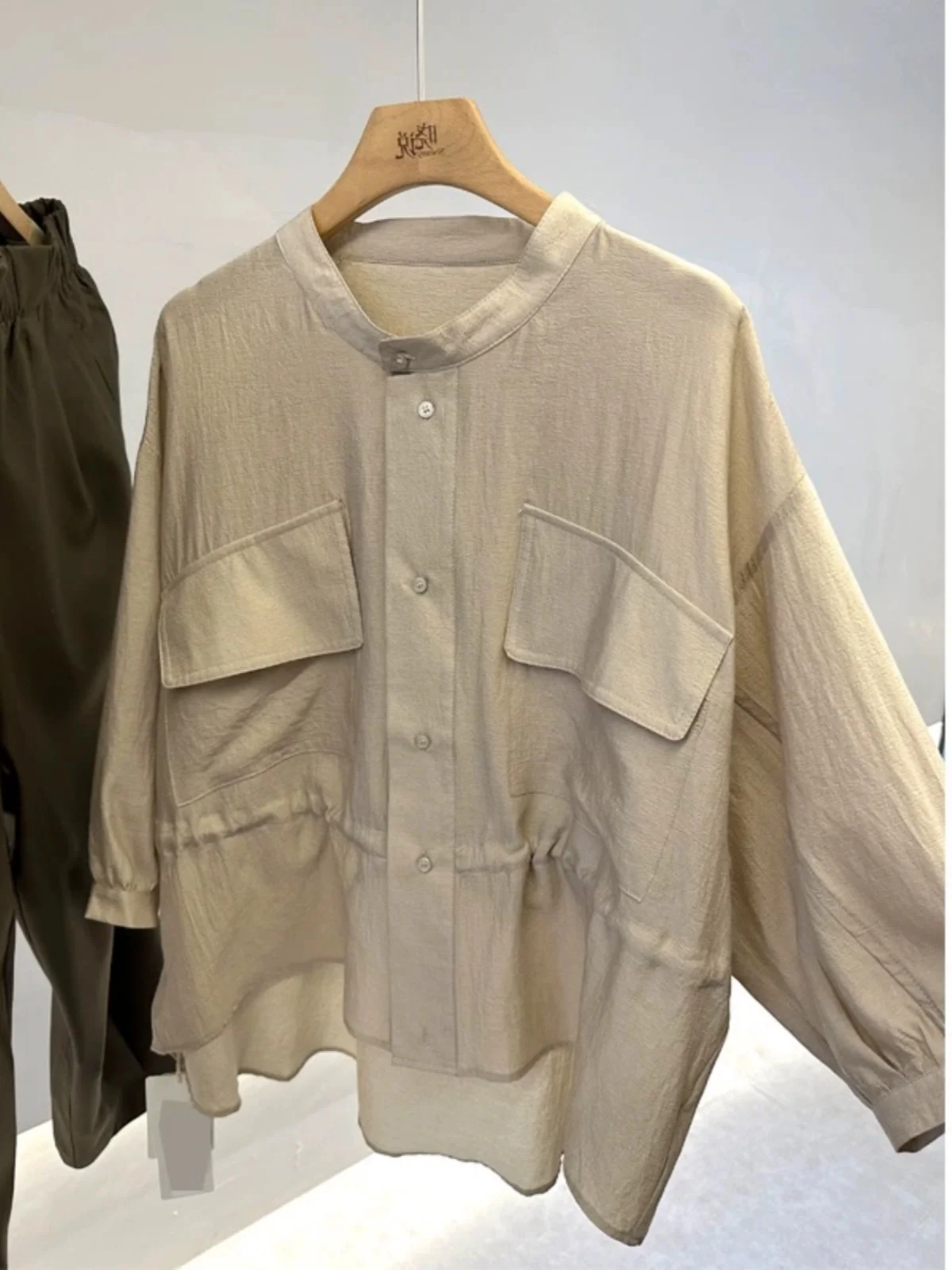 

plus Size European Sle irt Summer New Small Design Workwear Stand Collar Sunscreen Silk Loose Fit Ladies irt