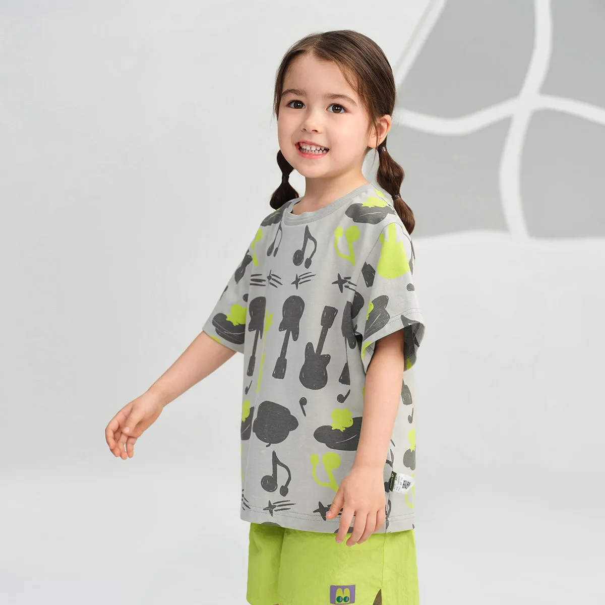 

Baby Girl Top 2024 Summer New Boys and Girls Short-sleeved Shirts Full Fashion Comfort Casual Loose Korean Casual T-shirt