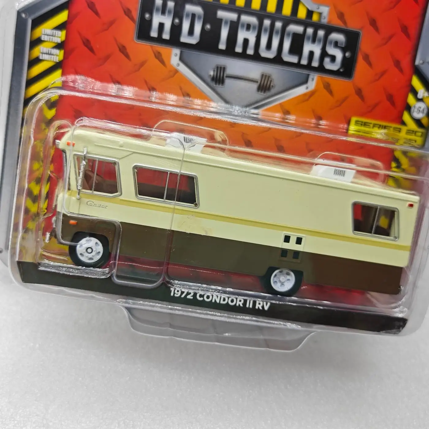 

1:64 Greenlight 1972 Condor II RV, детский игрушечный автомобиль с принтом