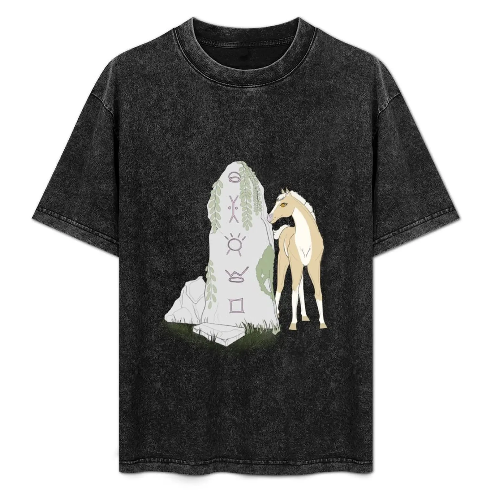 Camiseta festiva y sencilla inspirada en Star Stable Online con diseño de potro y piedra rúnica