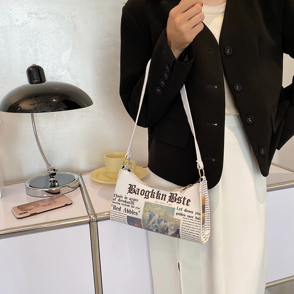 

Модная женская сумка из искусственной кожи с принтом газеты, Женская Повседневная маленькая сумка через плечо