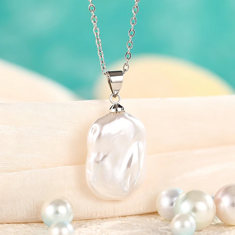 Huitan Noble Irregular Imitation Pearl Necklace for Women Exquisite Gorgeous Engagement Jewelry Graceful Wedding Party Accessory