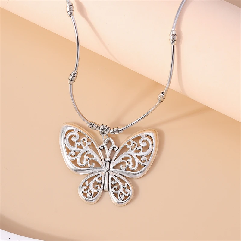 Böhmische Schmetterlings-Halskette für Frauen, Ethnische Legierung Tier-Anhänger-Halskette, Mädchen Party Festival Schmuck Geschenke – Detail 5