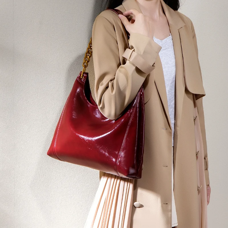 لينة بو الجلود الرجعية الأحمر السيدات حقيبة كتف ركاب متعددة الوظائف حقيبة يد بسيطة تحت الإبط