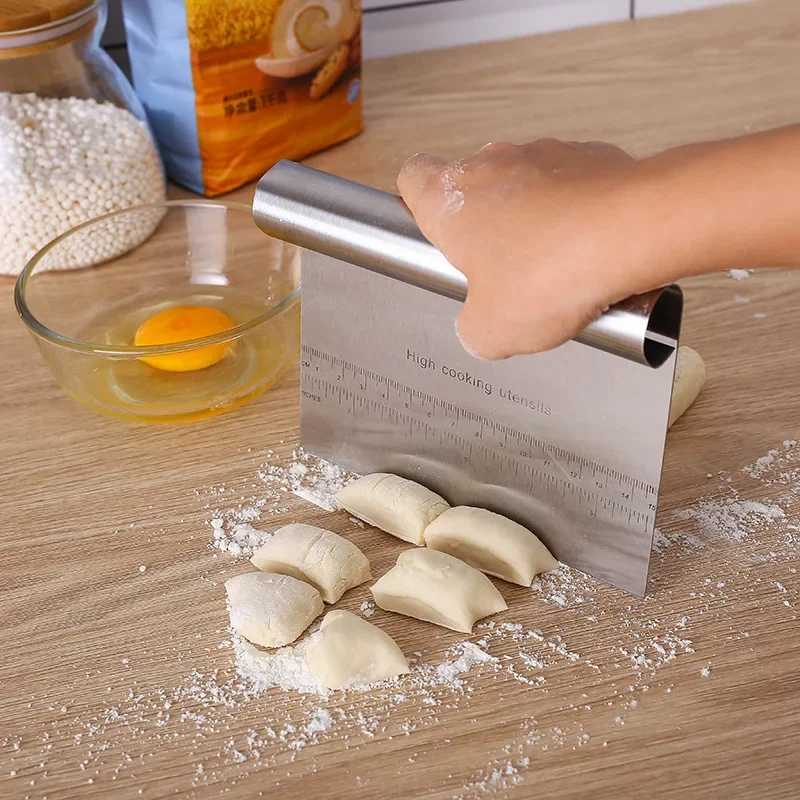 

Stainless Steel Pastry Cutter with Scale Ruler Pizza Dough Scraper Kitchen Cake Baking Tool
