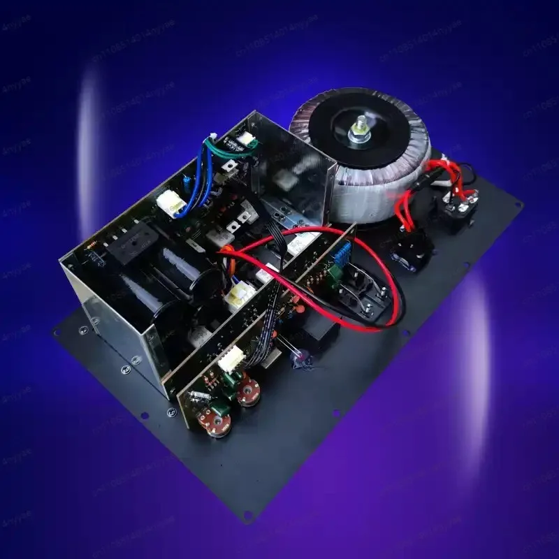 

Плата усилителя для сабвуфера SUB1500W высокой мощности, 18-дюймовый активный сабвуфер с чистым басом, 8 больших динамиков.