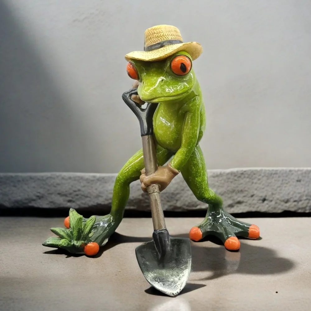 

Creative Resin Shovel Frog Sculpture Ornaments Outdoor Balcony Courtyard Animal Statue Micro Landscape Crafts Garden Decoration