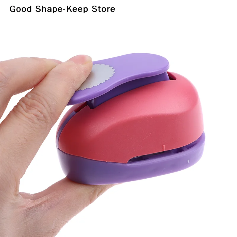 

1PC raft Punch Embossing Machine Round / Square Hole Stamp Border Stamp Shape Punch Toothed Puncher Embosser DIY Tool