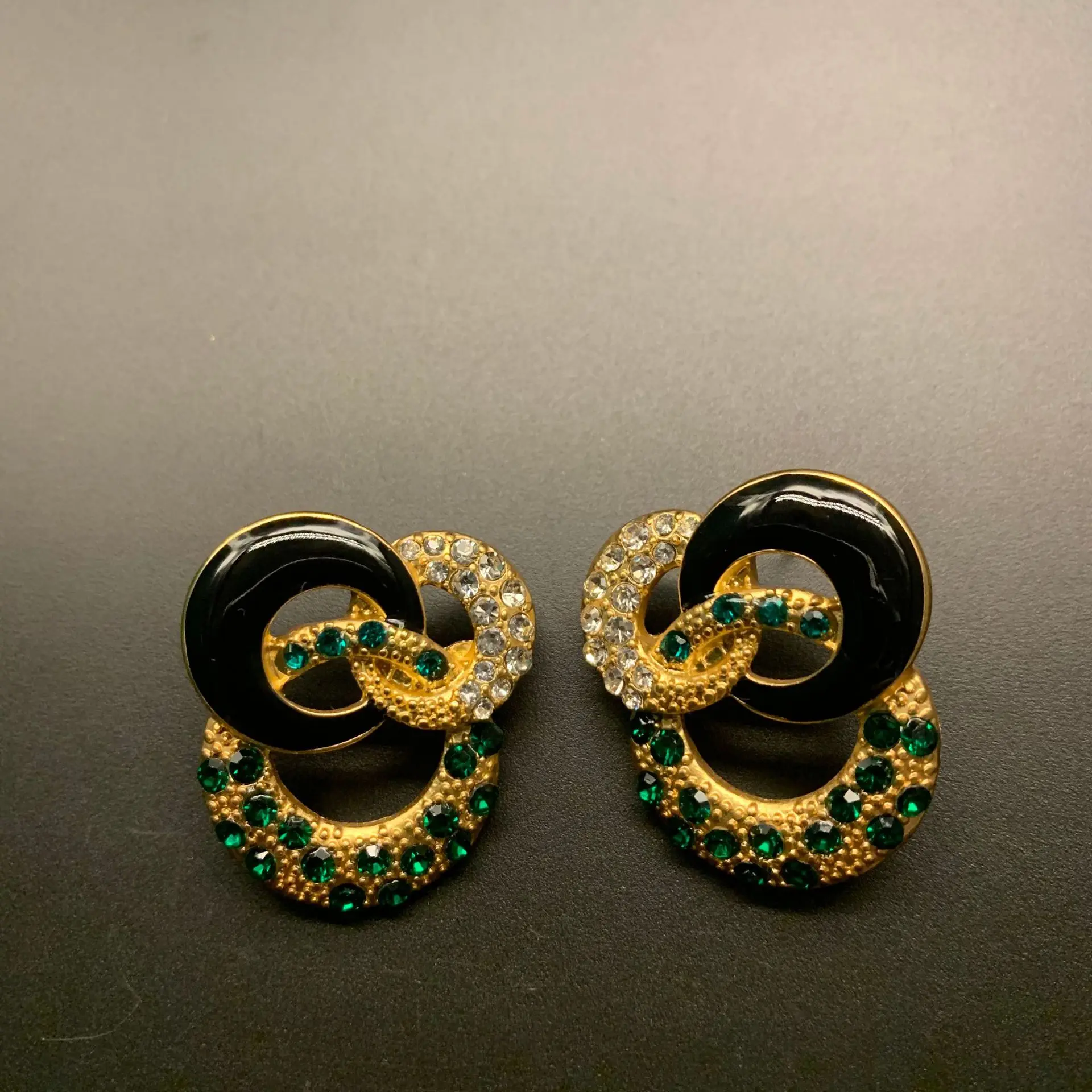 French Vintage Green Zircon Black Dropping Oil Earrings