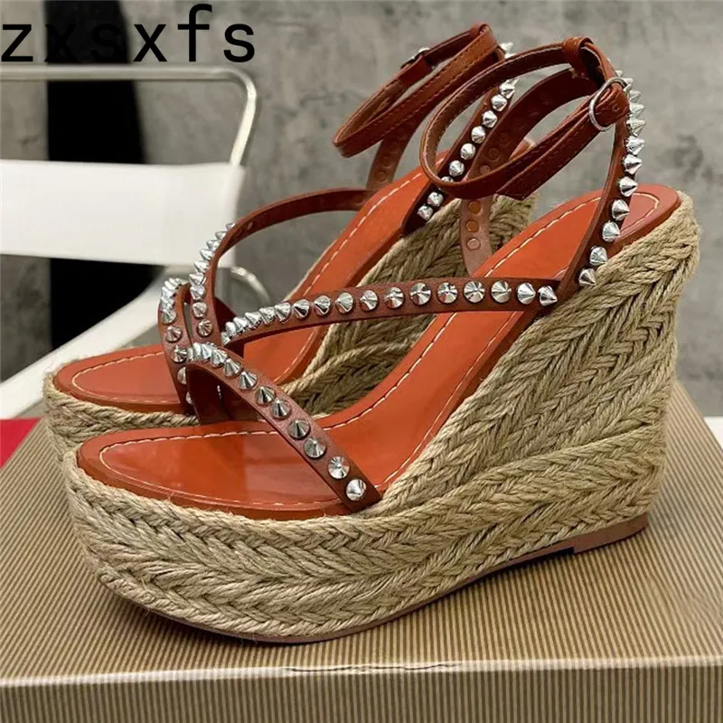 Designer Super Wedges Heel Sandals Women Narrow Strap Rivets Mules Female Hemp Woven Platform Runway Lady Pumps Sandalias Mujer