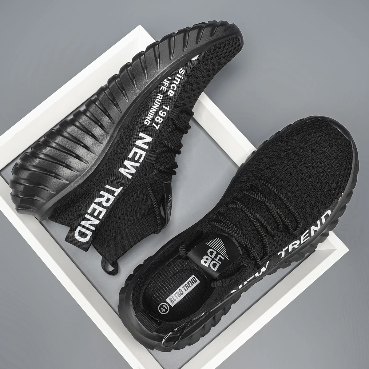 

Men's Large Size Wide Last Sports Shoes Outdoor Hiking Running Comfortable Casual Versatile Fashionable Shoes for Couples