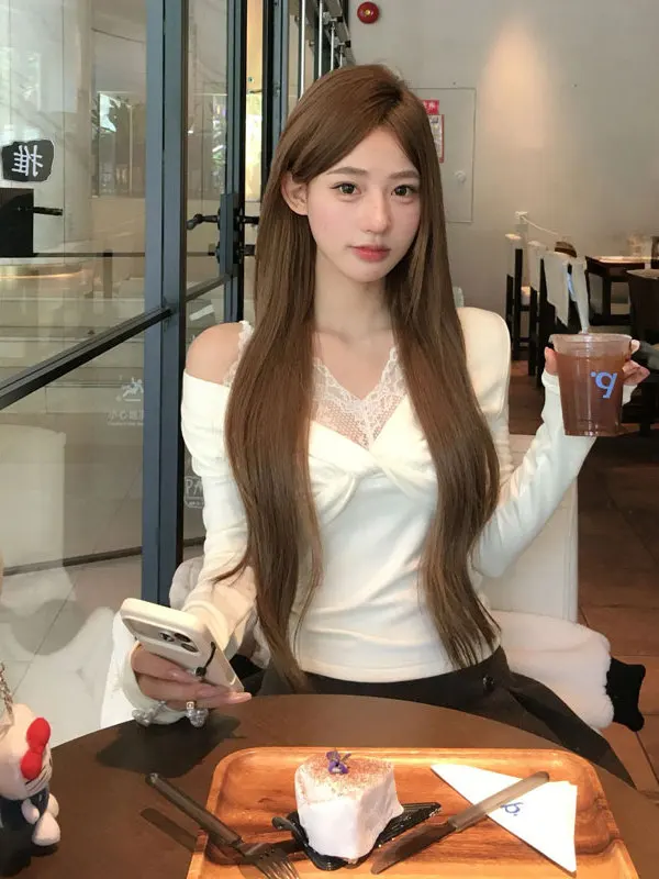 

Женская модная футболка с одним открытым плечом, облегающая, повседневная, с трендовым дизайном, осенне-зимняя, мягкая, однотонная