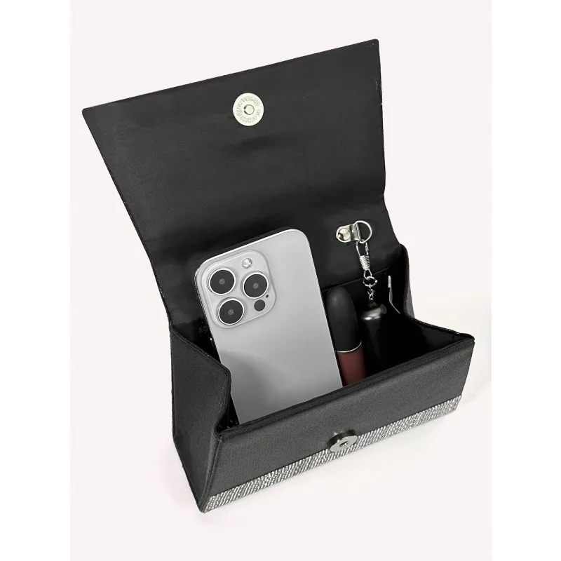 حقيبة عشاء جديدة للتجارة الإلكترونية عبر الحدود 2026، حقيبة يد أوروبية وأمريكية خفيفة فاخرة بفيونكة ماسية كاملة، حقيبة زفاف لامعة