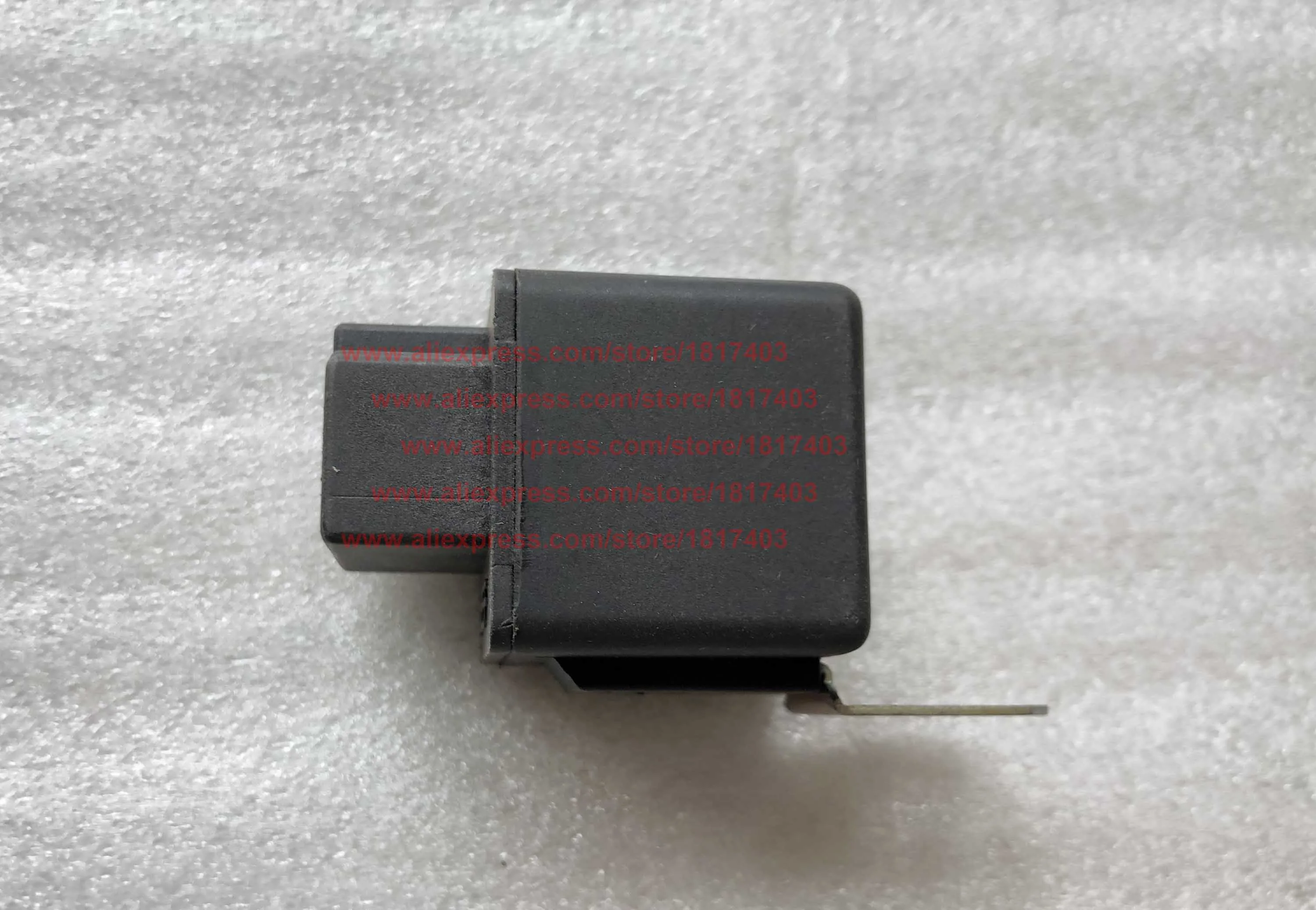 FT65.48.055 Light Relay, FOTON FT Tractor Parts, FOTON 25-75HP Tractors