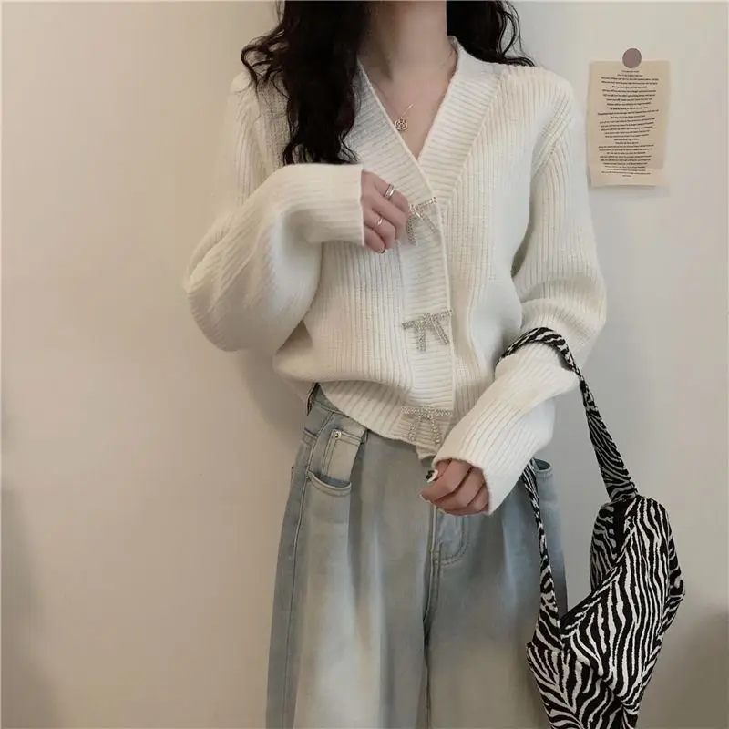 Spring and Autumn Woman 2024 Cardigan V-neck Sweet Bow Fashion Short Style Long Sleeved Female Knitted Sweater Trend Youth Grace