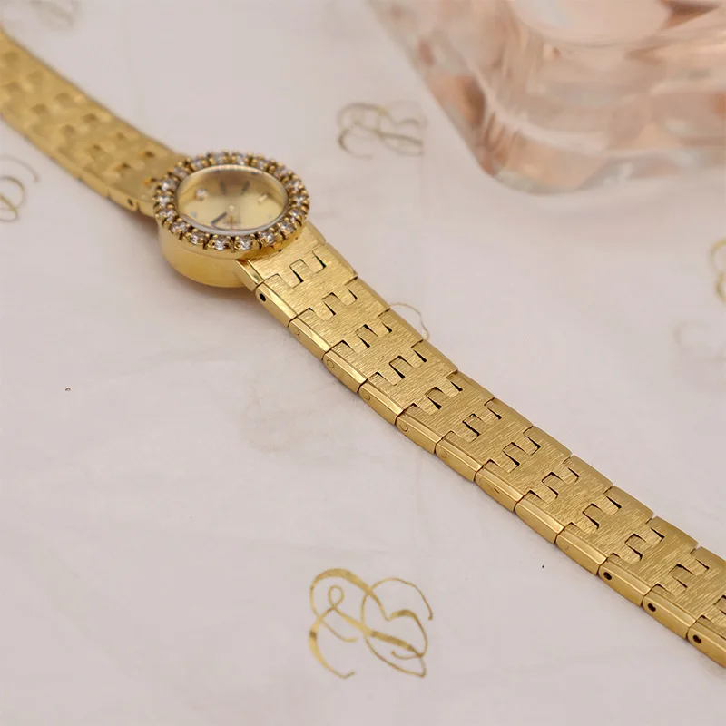 Popular Original Retro Exquisite Bark Pattern round Diamond Women's Quartz Small Golden Watch