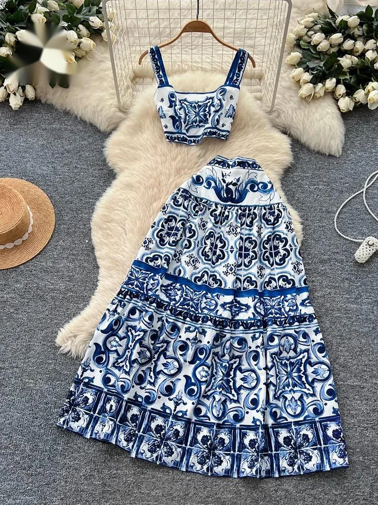 

Новейший элегантный летний комплект из 2 предметов: укороченный топ на молнии с художественным принтом и длинная юбка А-силуэта для женщин