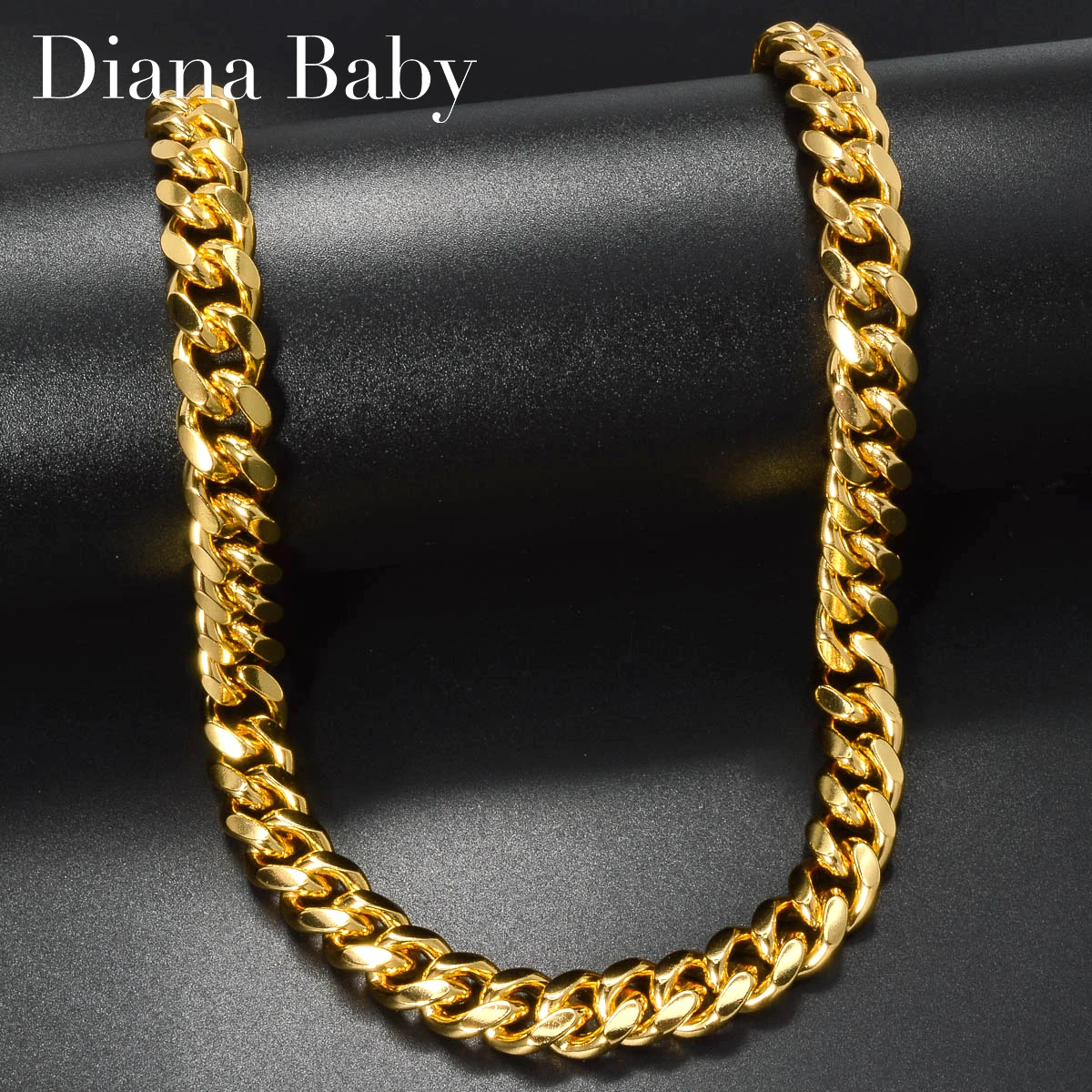 

Diana Baby Hiphop Punk Cuban Link Chain Necklace for Women Man Statement Italian 18K Gold Color Trendy Daily Wedding Party Gift