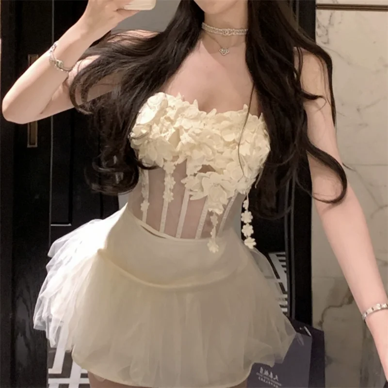 

Spicy Girl Sexy Fashion Black Two Pieces Sets Women Strapless Flower Corset Camis Tank Top&Mini Skirt Small Girl 2 Piece Suits