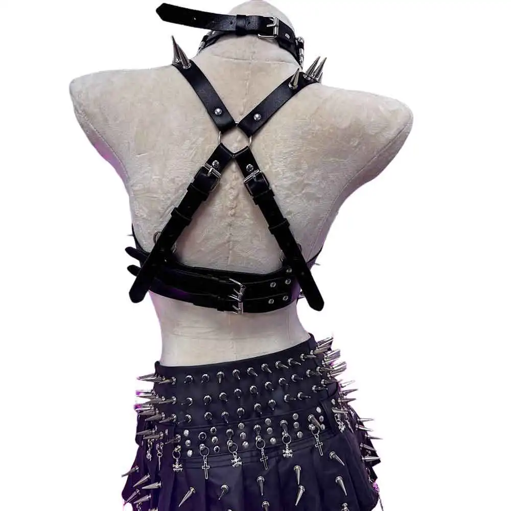 ALT with Spikes Spiked Bra Emo Clothing Festival Outfit Punk Rock Clothes Y2K Tops Sexy Grunge Goth T-shirt Gothic Tank Harajuku