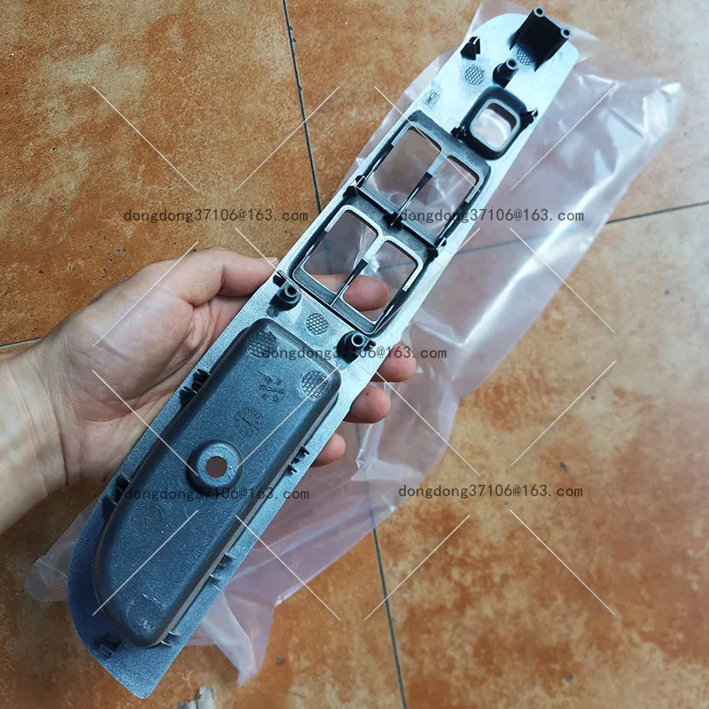 

Адаптировано к панели переключателя стеклоподъемника Mitsubishi Pajero Jinchang Jinchang, автомобильный переключатель дверей и окон, серебряная декоративная панель