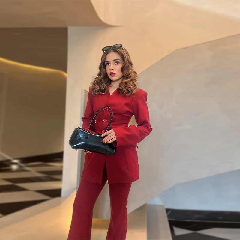 Fitted Office Lady Suit Single Breasted Long Sleeve Blazer Long Straight Pants 2 Piece Set 2025 Autumn Sharp Sleek Commuter Sets