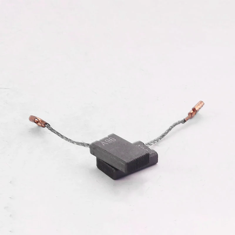 A96 Bosch GSH16-28 GSH16-30 GSH 27VC の影響のドリルのハンマーの付属品のための電気一突きのカーボン ブラシの原物 6x16x26mm