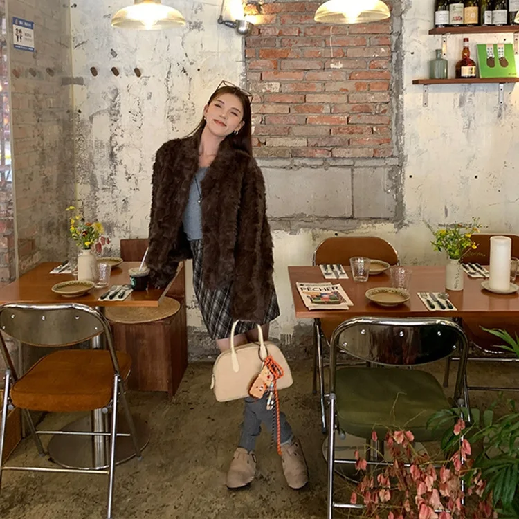UMI MAO Giacche finte di fascia alta Little Lake Sheep Pelliccia ecologica da donna Inverno Nuovo piccolo cappotto di pelliccia corto allentato Petite