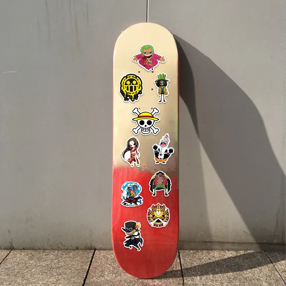 50 قطعة/الحزمة أنيمي قطعة واحدة ملصقات الكرتون كول محمول PhoneGuitar سكيت الديكور الكتابة على الجدران ملصق طفل DIY بها بنفسك صائق هدية لعبة