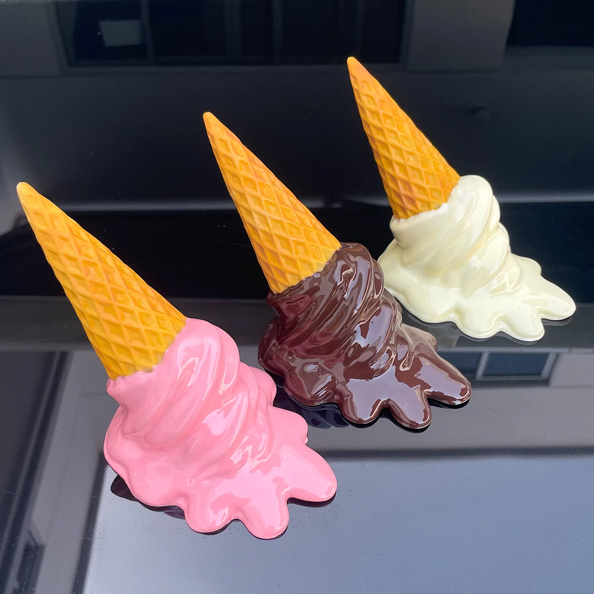 

A Melted ice Cream Sculpture, Suitable For indoor, Home Decoration, Garden Decoration, Desktop Decoration